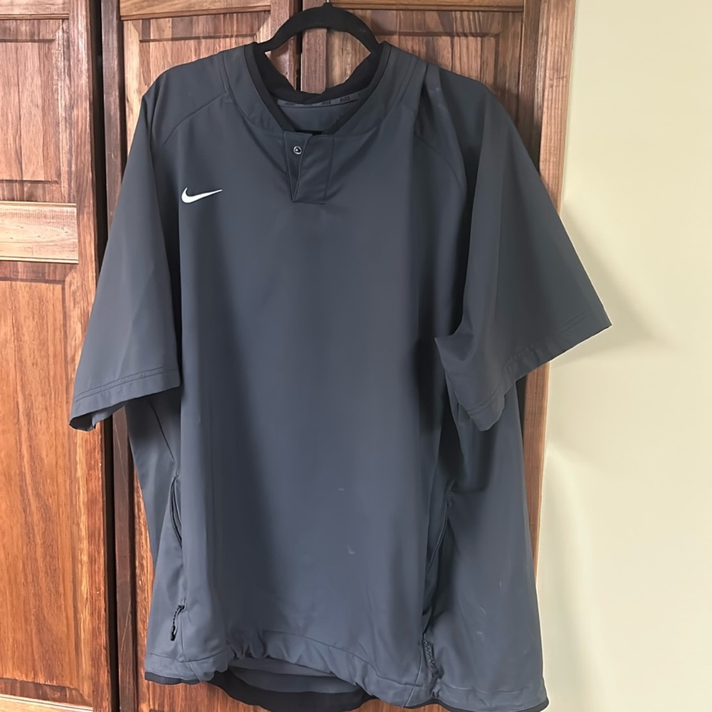 Nike Cage pullover